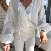 Bluzka BOHO – ecru XS koszulowa elegancka bluzka z bufkami i troczkami