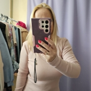 Bluzka ZURI - brudny róż La Balancia z długim rękawem w prążek XS/S i M/L elegancka bluzka z dekoltem V piękna brudny róż