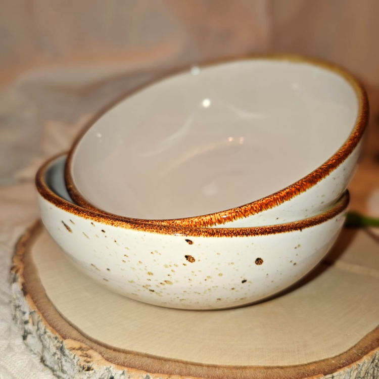 Miseczka ceramiczna na zupę Still Rustic Krem Kera nakrapiana