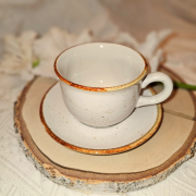 Filiżanka ceramiczna ze spodkiem nakrapiana Trio RUSTIC Krem Kera nakrapiana