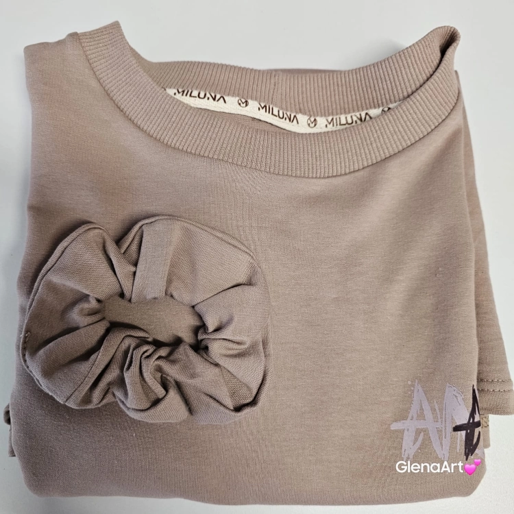 T-shirt bluzka MILUNA – AMOR gruba bawełna kolor mokka / fango z frotką napisy na bluzce kolor Fango rozmiar Uni ponadczasowy look