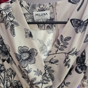 Sukienka beżowo - czarna z paskiem i z motywem roślinnym damska Paula print rozmiar XS S M lekka letnia sukienka koktajlowa