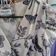 Sukienka beżowo - czarna z paskiem i z motywem roślinnym damska Paula print rozmiar XS S M lekka letnia sukienka koktajlowa