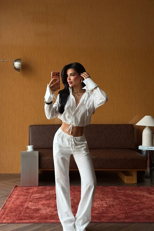 Komplet letni lekki bluzka koszulowa na troczki i spodnie na troczek w pasie biały komplet letni SUNSET MUSE – Linen Effortless Set rozmiar S