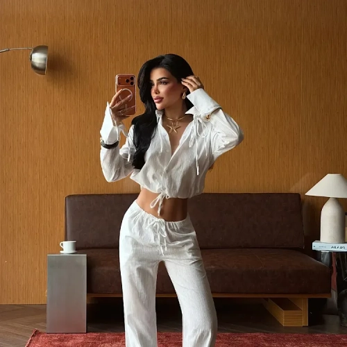 Komplet letni lekki bluzka koszulowa na troczki i spodnie na troczek w pasie biały komplet letni SUNSET MUSE – Linen Effortless Set rozmiar S