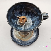 Filiżanka niebieska BULDOG brązowy / karmelowy z pieskiem BULDOŻKIEM ceramiczna ze spodkiem i zwierzakiem w środku ręcznie toczona i malowana elegancka filiżanka z pięknym szkliwem BULDOŻEK FRANCUSKI czarny kubek z pieskiem buldożkiem