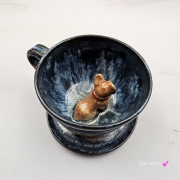 Filiżanka niebieska BULDOG brązowy / karmelowy z pieskiem BULDOŻKIEM ceramiczna ze spodkiem i zwierzakiem w środku ręcznie toczona i malowana elegancka filiżanka z pięknym szkliwem BULDOŻEK FRANCUSKI czarny kubek z pieskiem buldożkiem