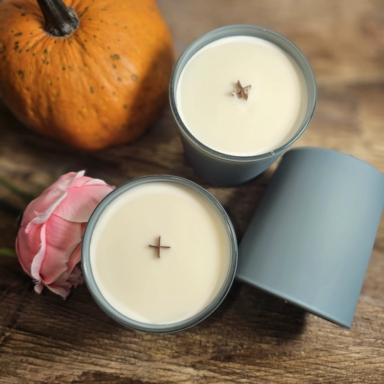 Świeca sojowa - Spicy Pumpkin Szkło przepięknie pachnie i się prezentuje oraz jest naturalna