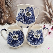 Kubek ceramiczny niebieski z ptaszkiem kobaltowy Fajans Włocławek 550 ml z ptaszkiem malowany ręcznie kubek z motywem kwiatowym niebieskim kubek w kwiaty