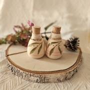 Zestaw ceramiczny - Sól i pieprz z zatyczkami z korka sypane od góry ręcznie toczone i malowane