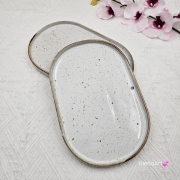 Półmisek z rantem 28,5 x 19 cm Arondi Kera Rustic Krem nakrapiany średni pięknie się prezentuje