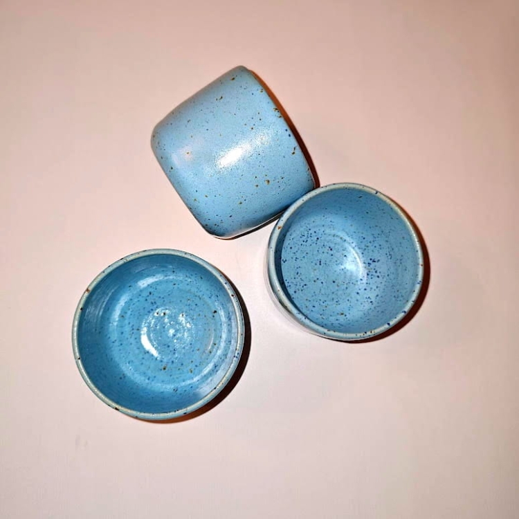 Czarka ceramiczna nakrapiana błękitna - 150 ml kubek bez ucha ręcznie toczony