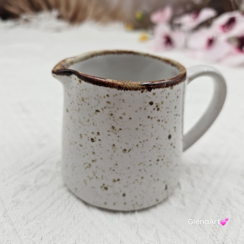 Mlecznik rustykalny ceramiczny Hanny Rustic Krem Kera nakrapiany kremowy solidny