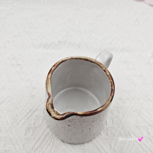 Mlecznik rustykalny ceramiczny Hanny Rustic Krem Kera nakrapiany kremowy solidny