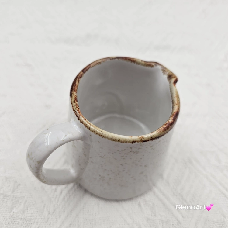 Mlecznik rustykalny ceramiczny Hanny Rustic Krem Kera nakrapiany kremowy solidny