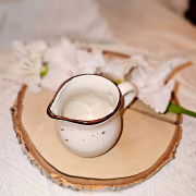 Mlecznik ceramiczny Trio Rustic Krem Kera nakrapiany