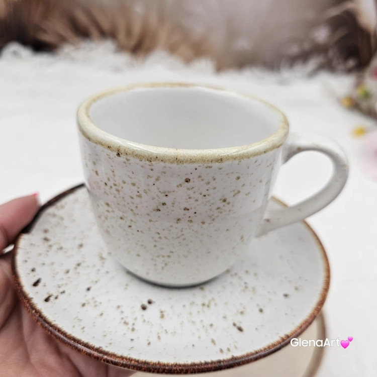 Filiżanka ceramiczna bel ze spodkiem rustykalna nakrapiana RUSTIC Krem Kera nakrapiana 200 ml elegancka filiżanka