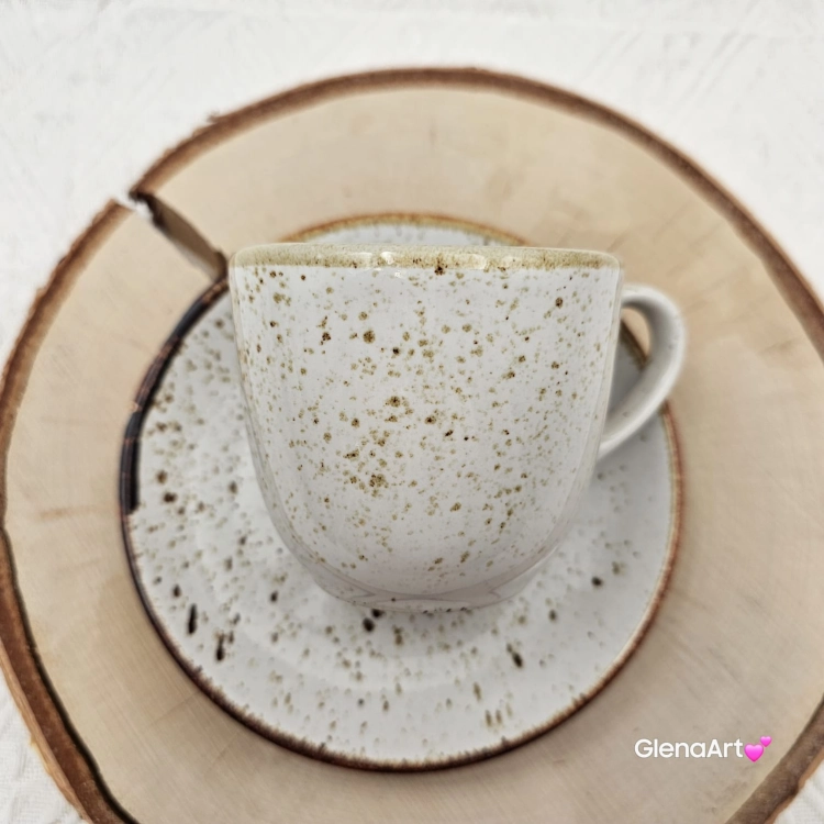 Filiżanka ceramiczna bel ze spodkiem rustykalna nakrapiana RUSTIC Krem Kera nakrapiana 200 ml elegancka filiżanka