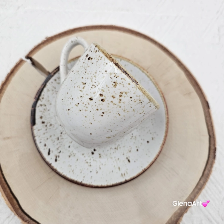 Filiżanka ceramiczna bel ze spodkiem rustykalna nakrapiana RUSTIC Krem Kera nakrapiana 200 ml elegancka filiżanka
