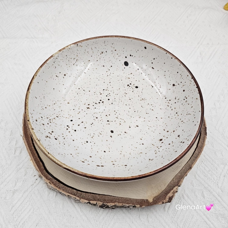 Talerz głęboki do zupy kremu pasty rustykalny nakrapiany rustic krem still Kera 22 cm elegancki talerz do zupy