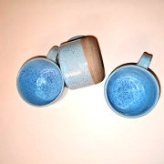 Piękny kubek ceramiczny nakrapiany błękitno - szary - 150 ml z uchem ręczni toczony