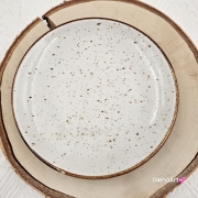 Talerz talerzyk deserowy 17 cm ceramiczny rustykalny deserowy Still Rustic Krem Kera nakrapiany elegancki talerzyk