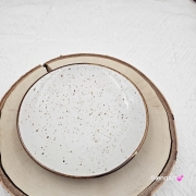 Talerz talerzyk deserowy 17 cm ceramiczny rustykalny deserowy Still Rustic Krem Kera nakrapiany elegancki talerzyk