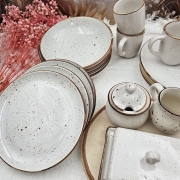 Zestaw zastawa ceramiczna rustykalna komplet stołowy kera Still Rustic Krem Kera nakrapiana 19 częściowy zestaw na prezent na ślub wesele komplet ceramiki