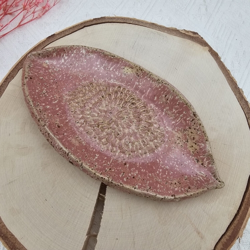 Tarka ceramiczna do czosnku i imbiru marchwi i owoców czerwona / brązowa w cętki Glena Art rękodzieło ulepiona ręcznie tarka do owoców