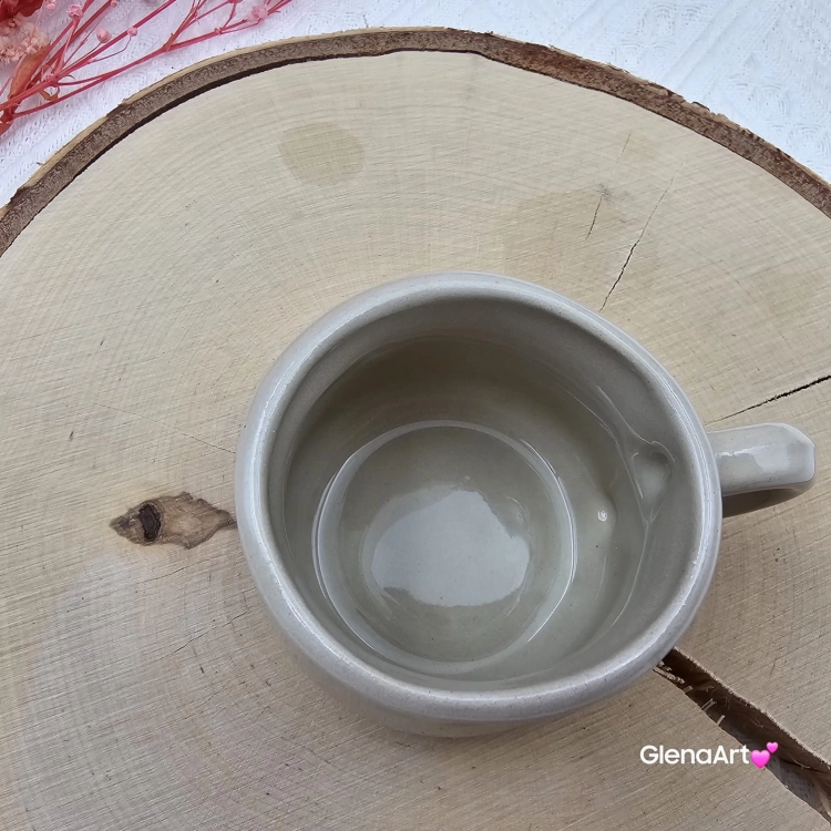 Kubek ceramiczny slow i croissant Glena Art beczułka mała kubeczek z uszkiem do kawy herbaty ulubiony kubek z napisem slow i croissant i rogalikiem ceramiczny ceramika 120 ml