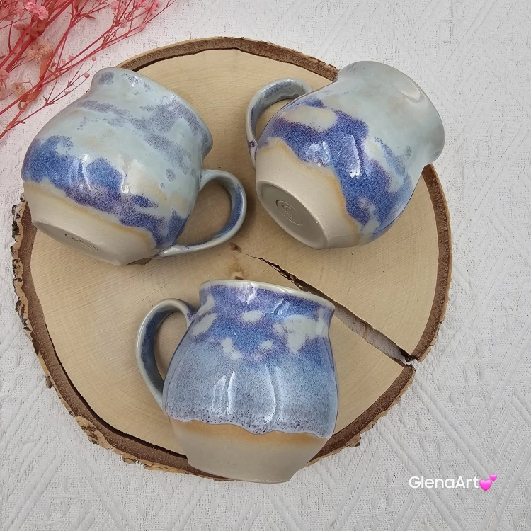 Kubek czeski błękitna chmurka ceramiczny Glena Art beczułka jasnoniebieska kubek z uszkiem do kawy herbaty ulubiony kubek ceramiczny ceramika 250 ml