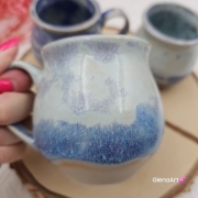 Kubek czeski błękitna chmurka ceramiczny Glena Art beczułka jasnoniebieska kubek z uszkiem do kawy herbaty ulubiony kubek ceramiczny ceramika 250 ml
