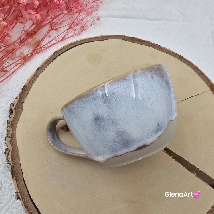 Filiżanka ceramiczna z serduszkiem na dnie pastelowy fiolet / róż Glena Art z uszkiem do kawy herbaty ulubiony kubek ceramiczny ceramika 250 ml rękodzieło serduszko na dnie