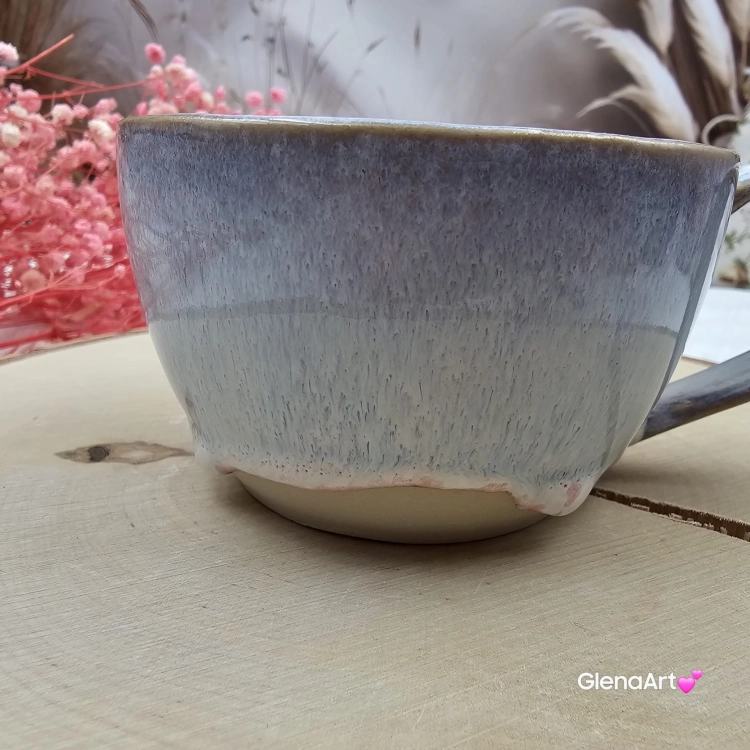 Filiżanka ceramiczna z serduszkiem na dnie pastelowy fiolet / róż Glena Art z uszkiem do kawy herbaty ulubiony kubek ceramiczny ceramika 250 ml rękodzieło serduszko na dnie