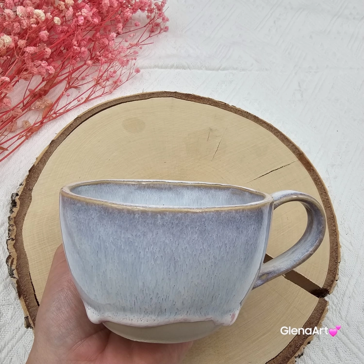 Filiżanka ceramiczna z serduszkiem na dnie pastelowy fiolet / róż Glena Art z uszkiem do kawy herbaty ulubiony kubek ceramiczny ceramika 250 ml rękodzieło serduszko na dnie