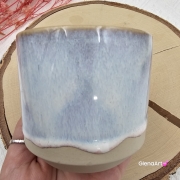 Kubek czarka ceramiczna w kolorze pastelowego fioletu przenikający się ceramiczna czarka Glena Art kubek bez uszka do kawy herbaty ulubiony kubek ceramiczny ceramika 250 ml