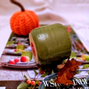 Pistacjowo - zielona czarka kubek bez ucha ręcznie toczony zielony kubek