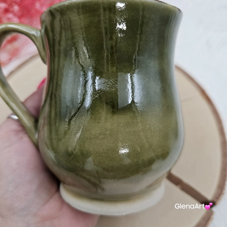 Kubek beczułka MAX duży ceramiczny Glena Art kolor ziemi zielony i granatowy z uszkiem kolory ziemi do kawy herbaty ulubiony kubek ceramiczny ceramika 400 ml
