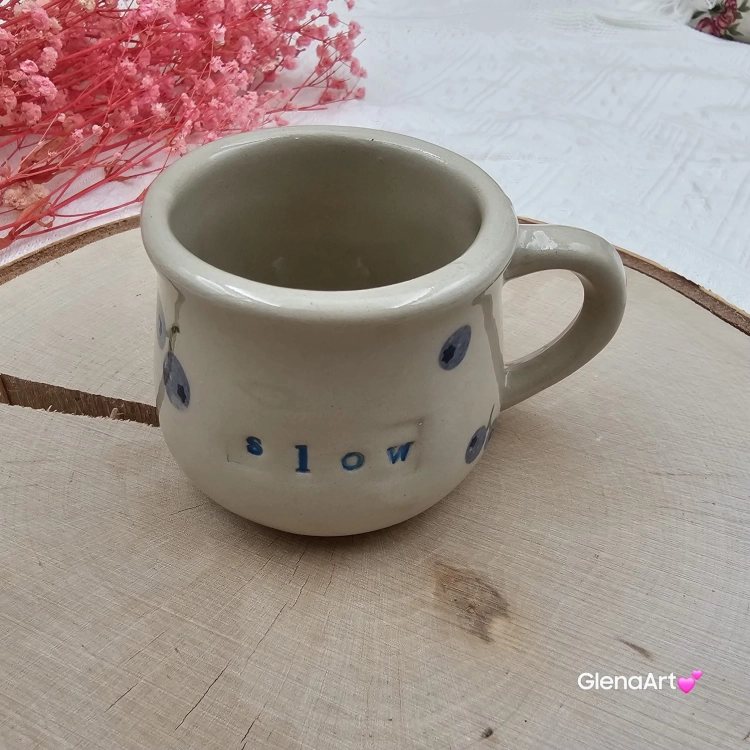 Kubek jagody ceramiczny slow i jagódki Glena Art beczułka mała kubeczek z uszkiem do kawy herbaty ulubiony kubek z napisem slow i jagódkami ceramiczny ceramika 120 ml