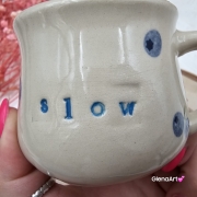 Kubek jagody ceramiczny slow i jagódki Glena Art beczułka mała kubeczek z uszkiem do kawy herbaty ulubiony kubek z napisem slow i jagódkami ceramiczny ceramika 120 ml