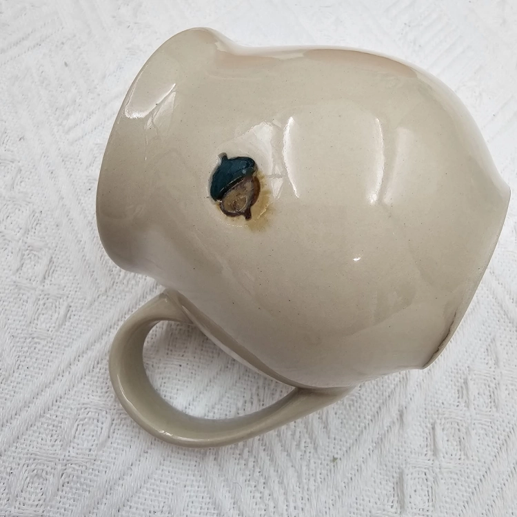Kubek czeski jesienny z żołędziem nieidealny ceramiczny Glena Art beczułka kubek z uszkiem do kawy herbaty ulubiony kubek ceramiczny ceramika rękodzieło 250 ml żołądź