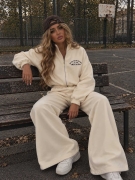 Bluza ARLA – waniliowa XS i S sportowo casualowa rozpinana ciepła bluza BY Me