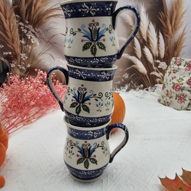 Kubek beczułka max kaszubski ceramiczny folkowy Franek kaszubska ceramika ręcznie zdobiony Arbata kaszubski wzór kubek 450 ml beczułka