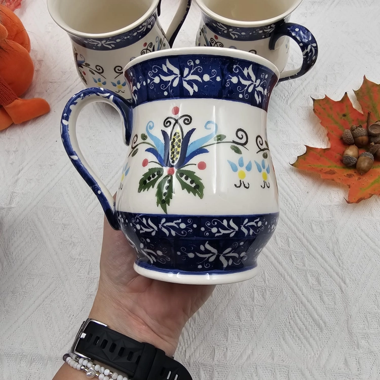Kubek beczułka max kaszubski ceramiczny folkowy Franek kaszubska ceramika ręcznie zdobiony Arbata kaszubski wzór kubek 450 ml beczułka